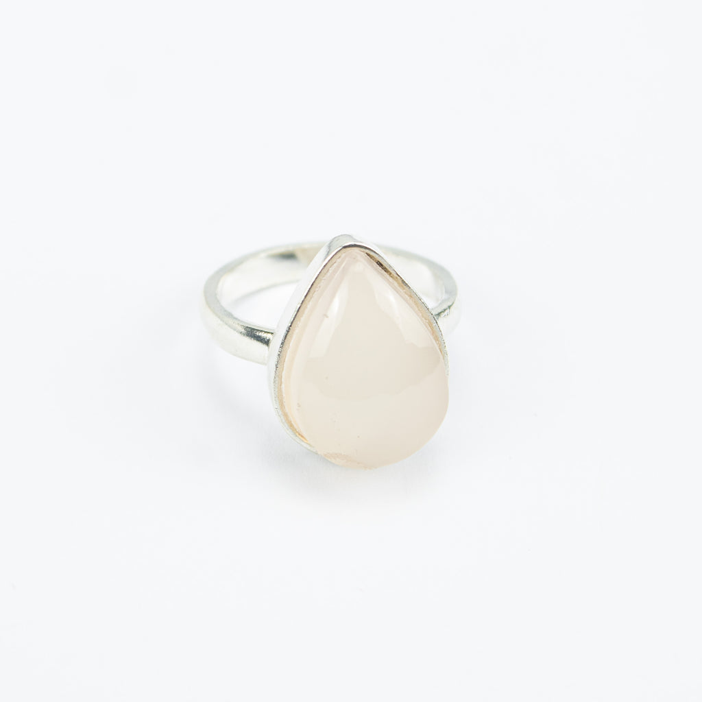 Cream Ivory Agate Jewelry Set in 925 Silver – Teardrop Pendant & Ring Set – Size 18 mm