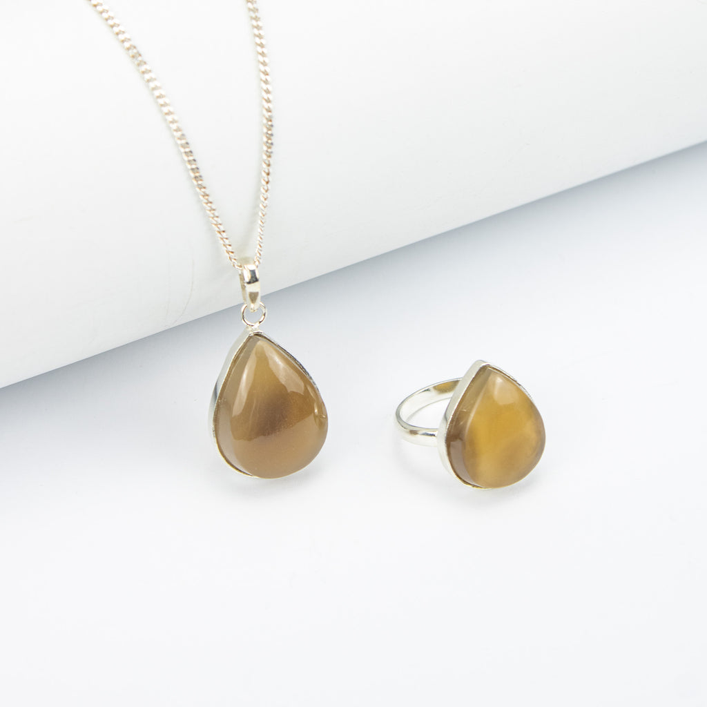 Afghan Champagne Brown Agate Jewelry Set in 925 Silver – Teardrop Pendant & Ring Set – Size 18 mm