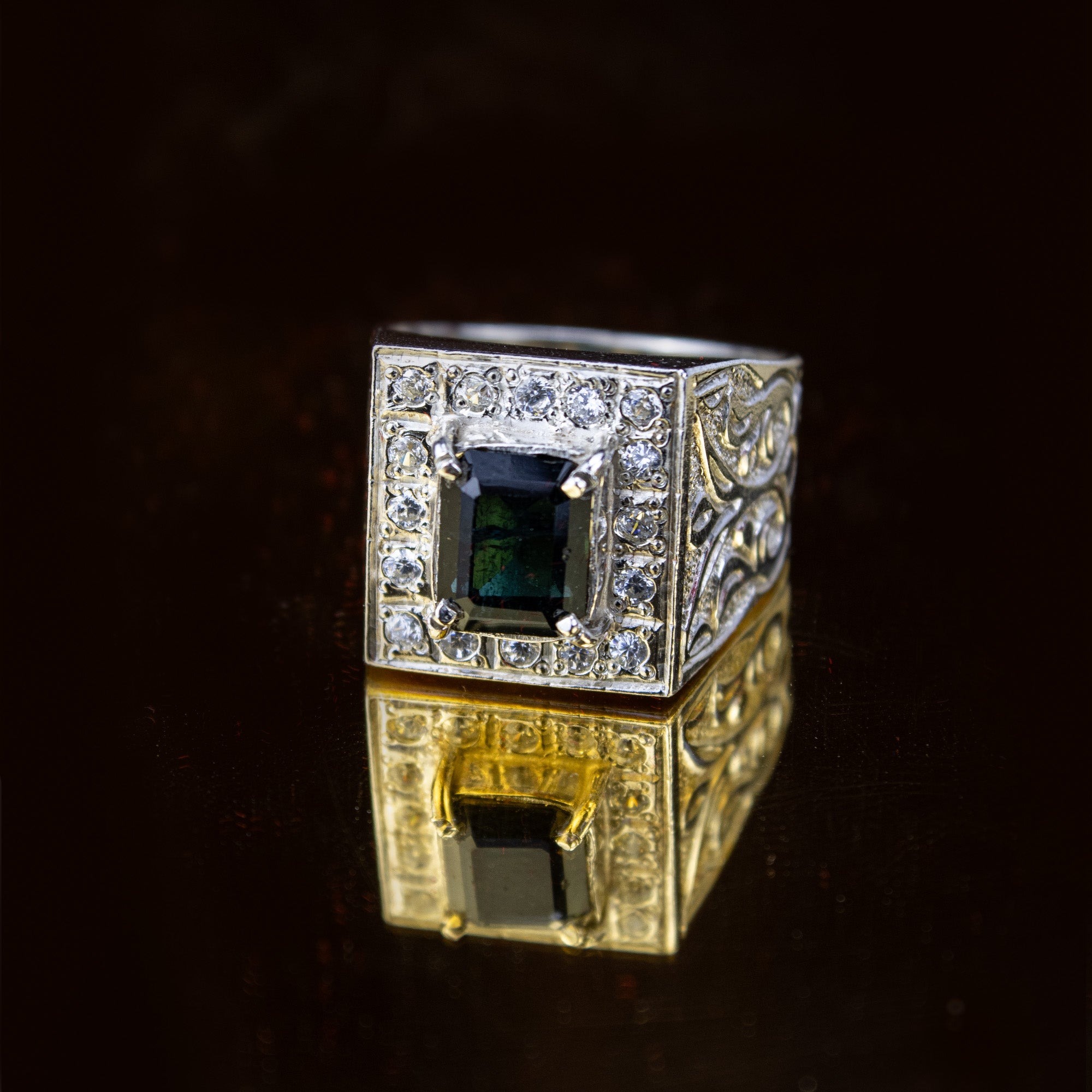 Afghan Indigo Tourmaline Signet Ring in 925 Silver – Emerald Cut Stone with Halo Setting – Size 20 mm