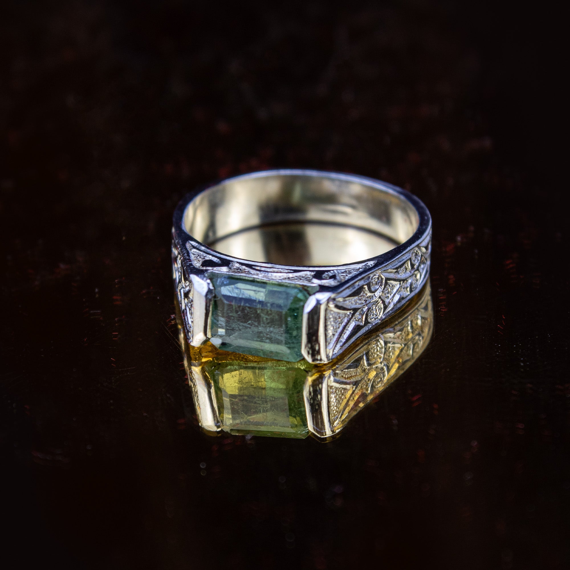 Afghan Bright Green Tourmaline Ring in 925 Silver – Emerald Cut Minimal Signet – Size 21 mm
